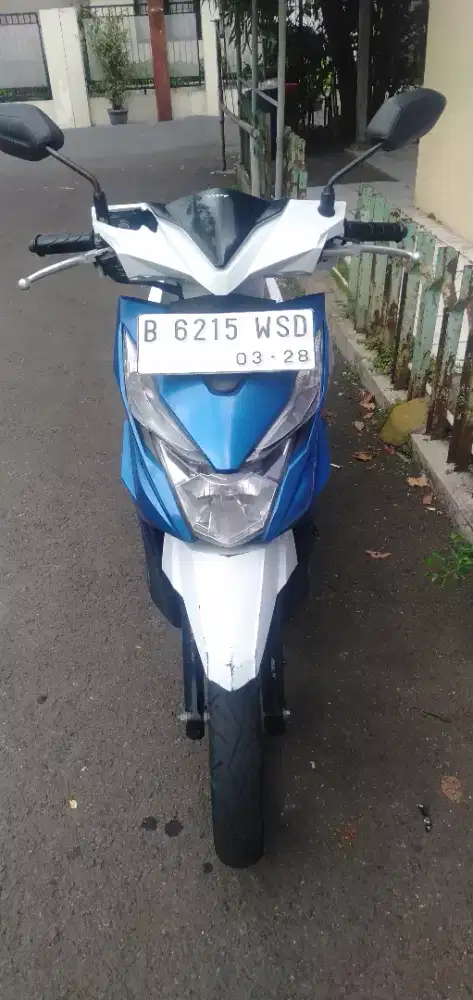 Dijual beat eco 2018 warna biru putih