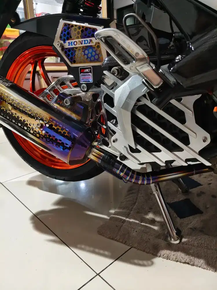 Cover radiator Vietnam vario 125-150