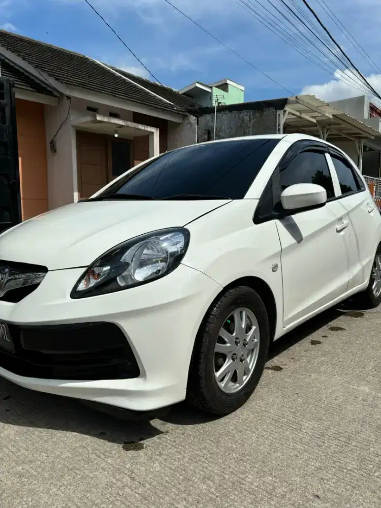 Brio satya S 2015