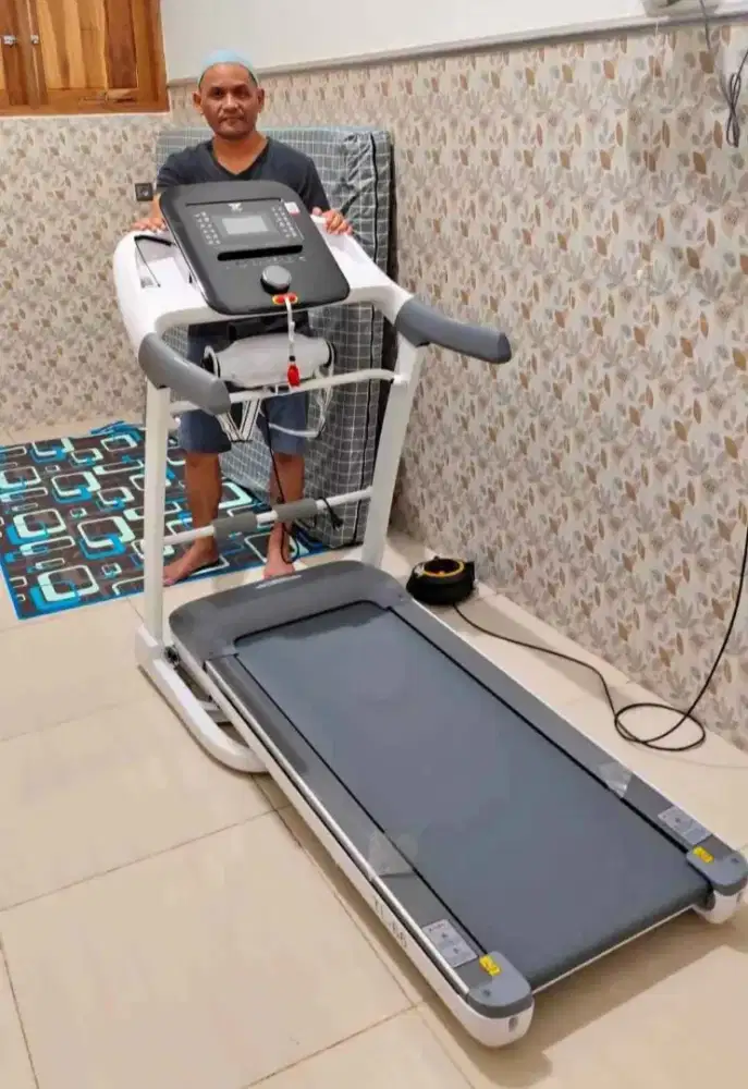 BIG TREADMILL TL 66 AUTOINCLINE ALAT FITNESS TOTAL GYM
