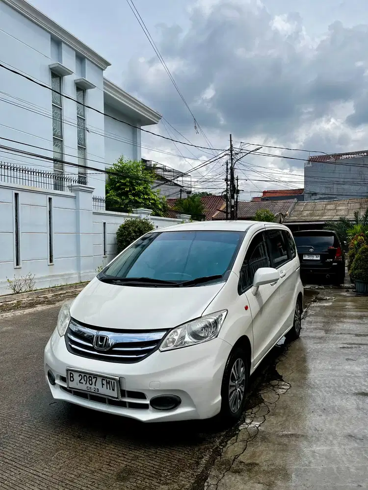 Honda Freed 2012 Bensin