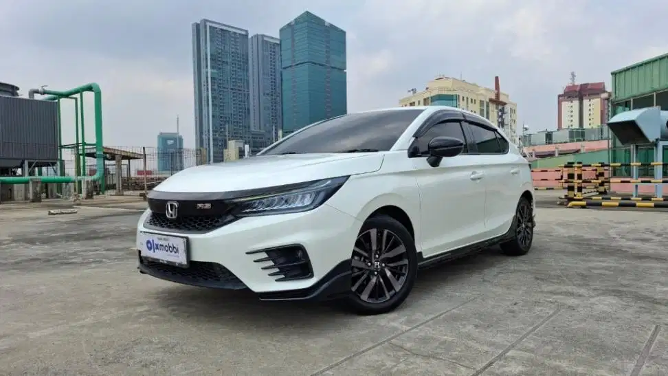 DP MURAH - Honda City 1.5 Hatchback RS Bensin-MT 2022 Putih