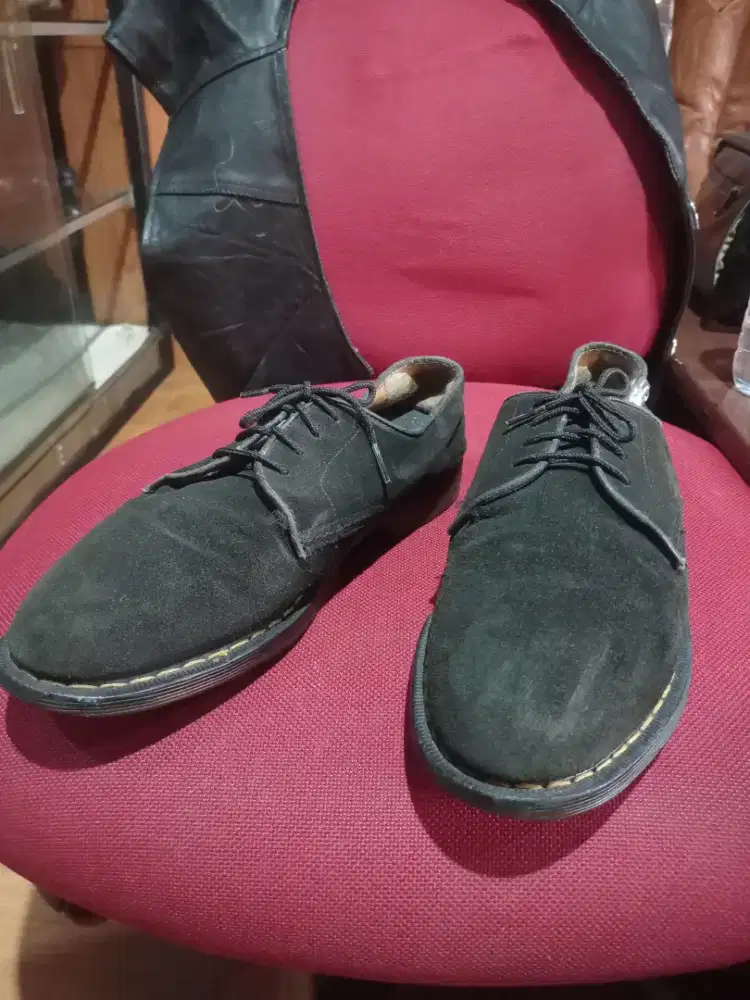 Sepatu boots / lace up