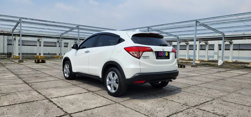 [ DP 12 ] Honda HR-V 1.5 E AT 2015