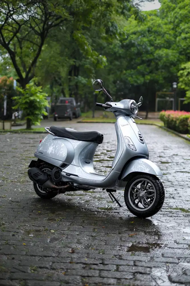 PIAGGIO VESPA LX 125 IGET FACELIFT 2023 MURAH BERGARANSI BISA KREDIT