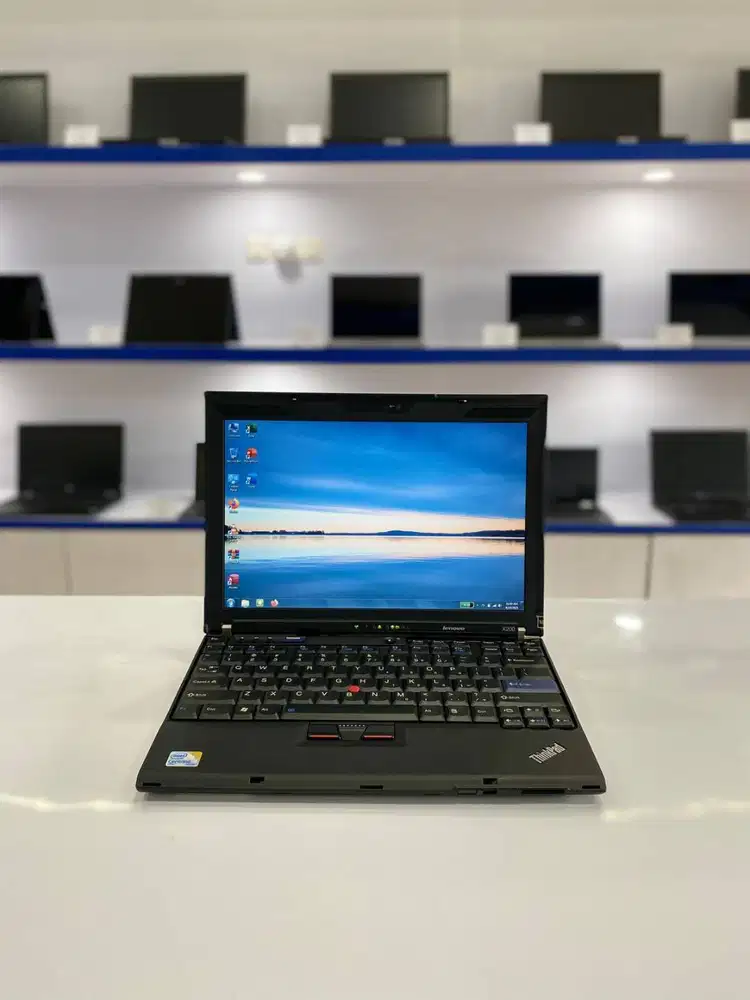 LENOVO THINKPAD X200 CORE 2 DUO RAM 2 GB HHD 320 GB