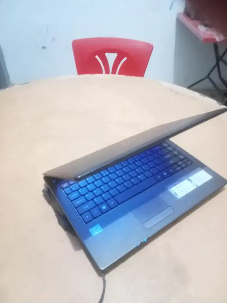 Acer 4750 core i3 baterai 3jam