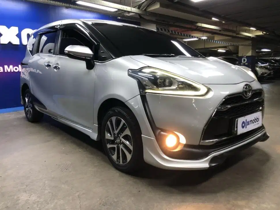 DP RENDAH - Toyota Sienta 1.5 Q Bensin-AT 2016 SSOL
