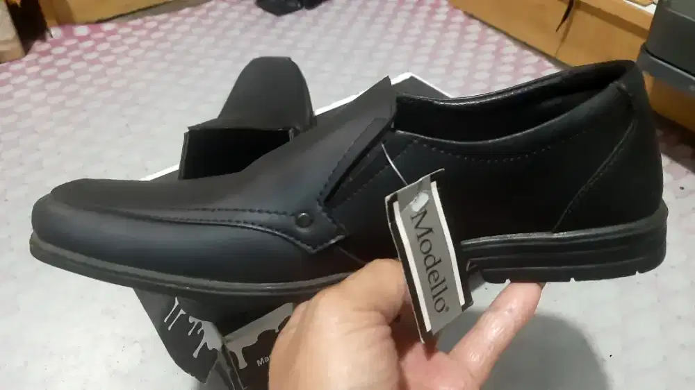Sepatu pantofel uk 39