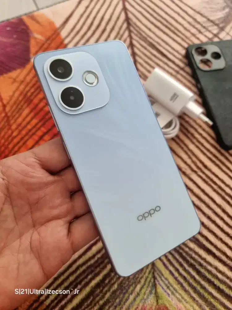 Oppo A5 Pro 8/128 HP Charger 45Watt, No Minus, Garansi s.d Juli 2026