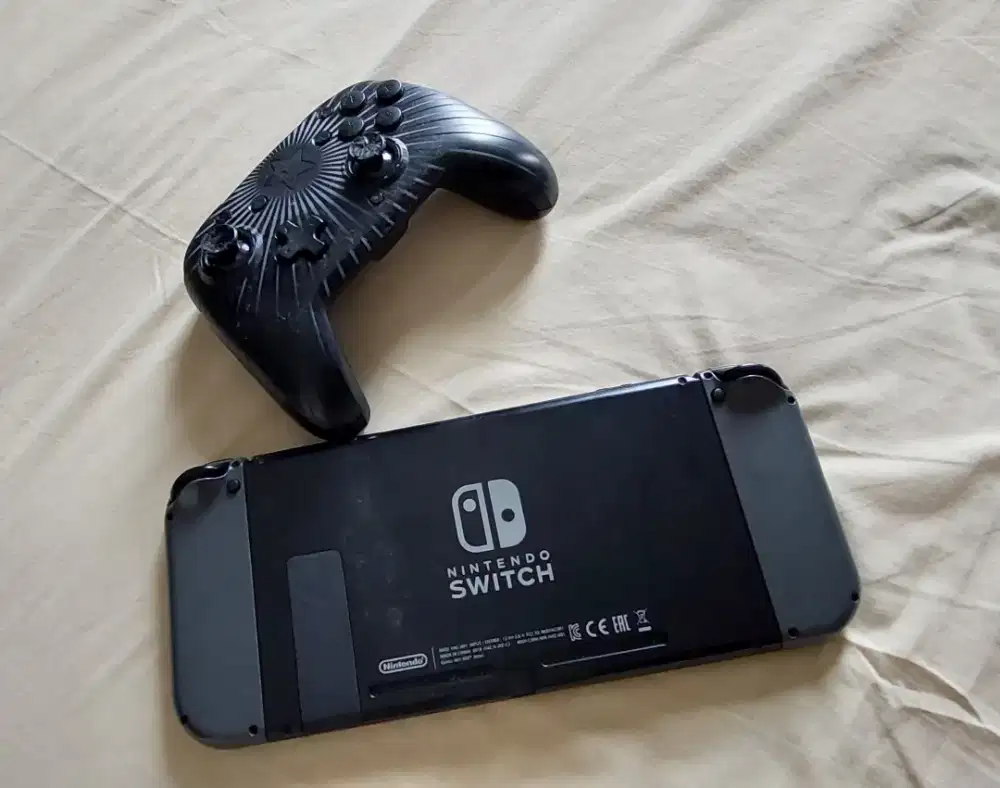 Dijual Nintendo Switch V2 Original + Joy-Con | Normal Nego