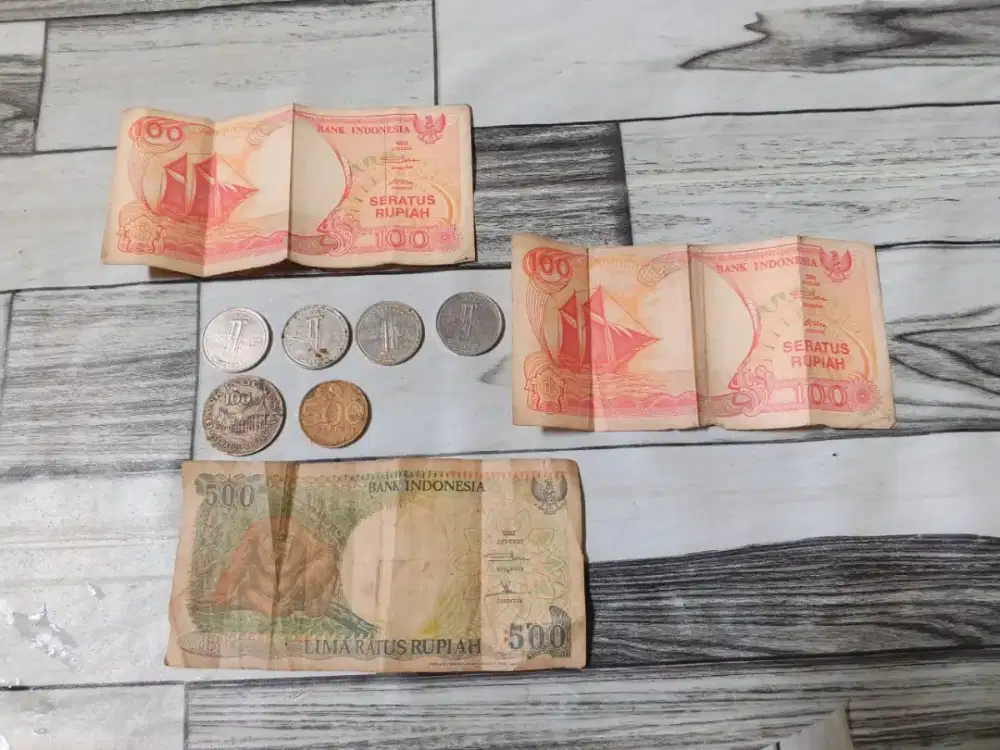 uang kuno koleksi pribadi