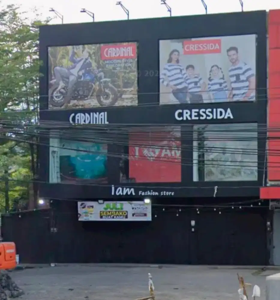 Di sewakan Ruko 3 Lantai