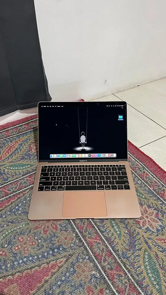 Macbook air 2018 i5 8/256Gb