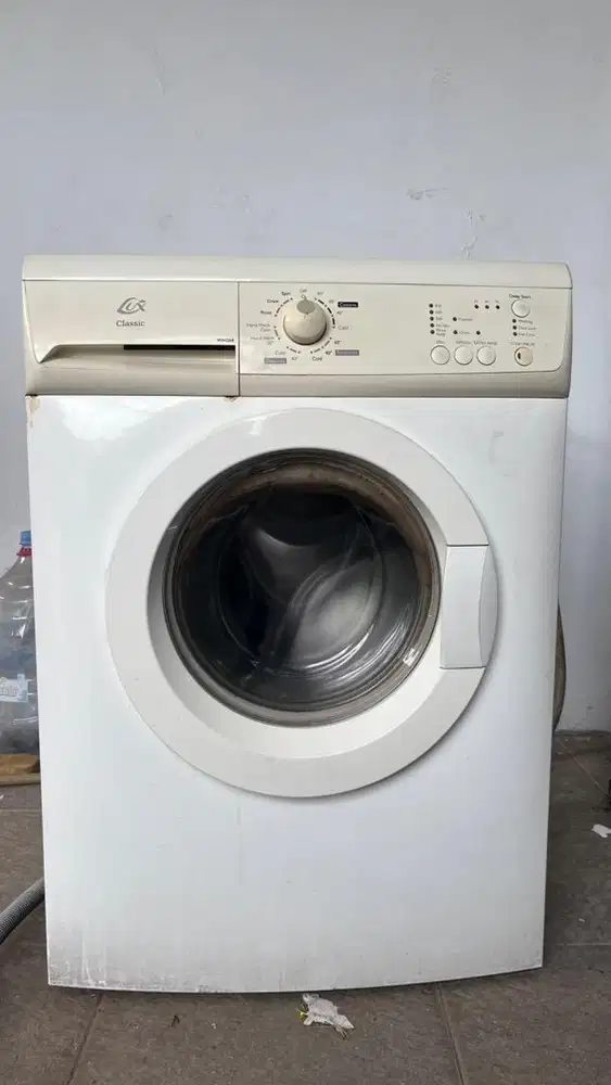 Mesin cuci bekas merk LUX