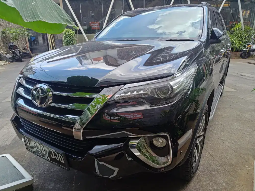 Toyota Fortuner 2.4 VRZ 4x2 automatik 2016