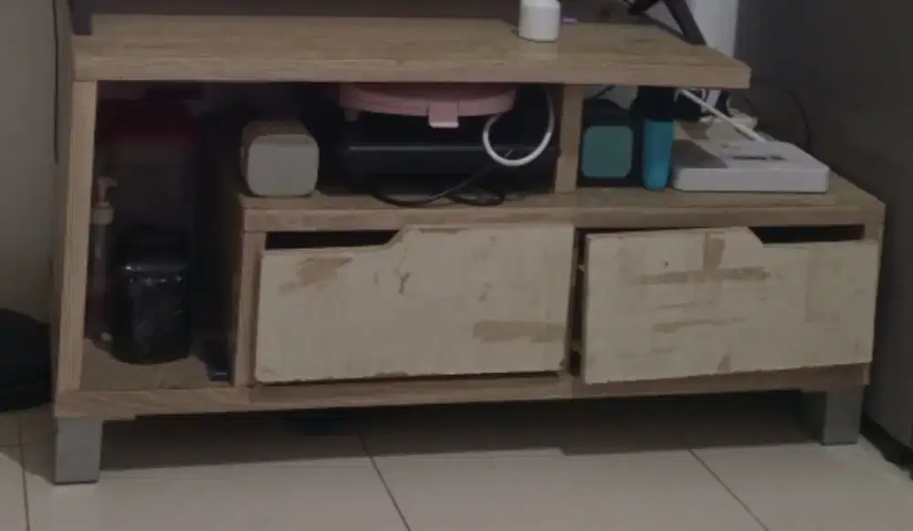Lemari Tv kayu kokoh dan bagus