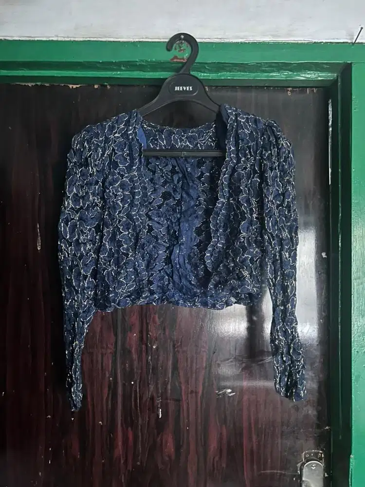 Outer atau cardigan wanita