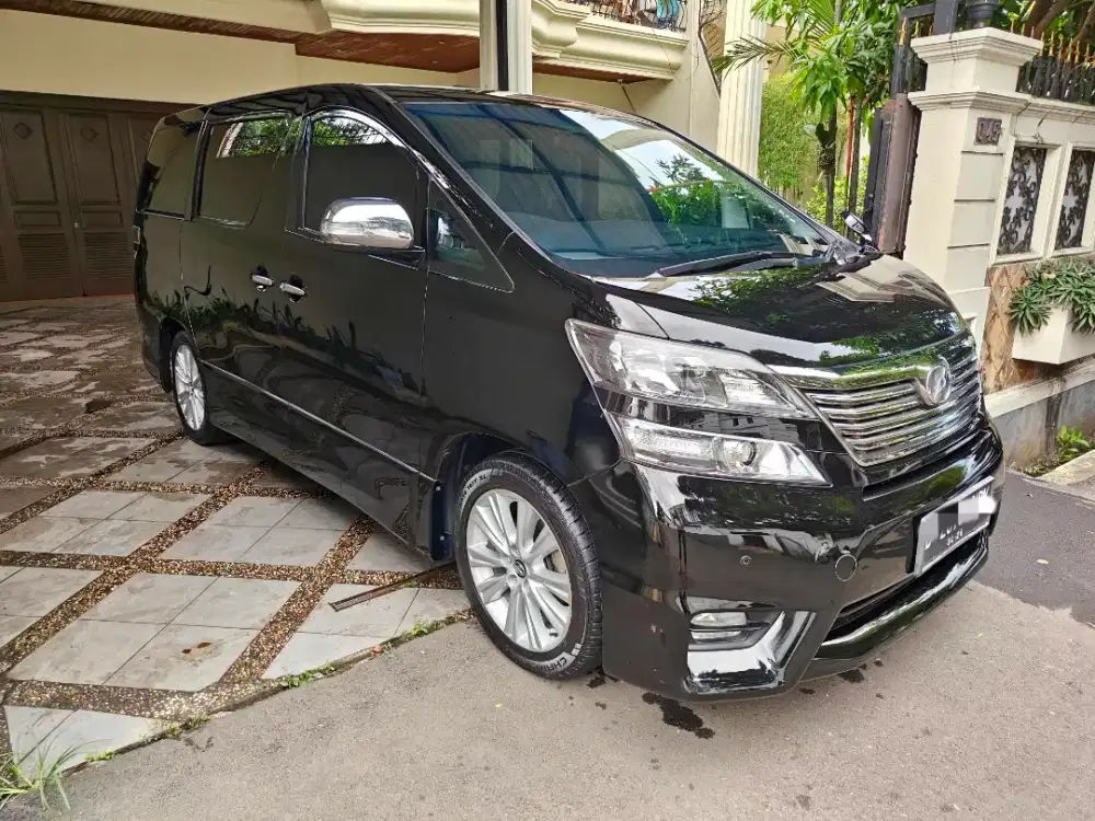 Toyota Vellfire 2.4 Z 2011 Low Km Istimewa