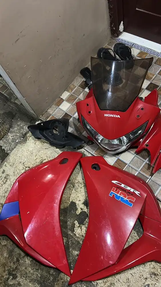 Part cbr250cbu 2013 merah cabe