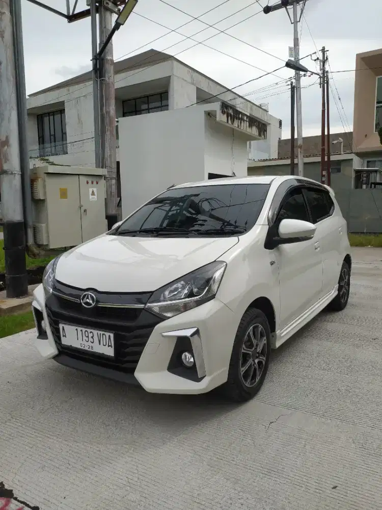 Daihatsu ayla R deluxe manual