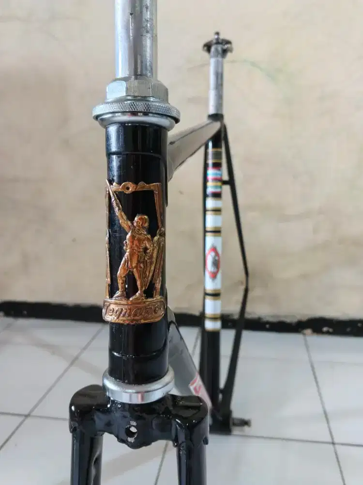 Frameset vintage roadbike legnano itali 60s