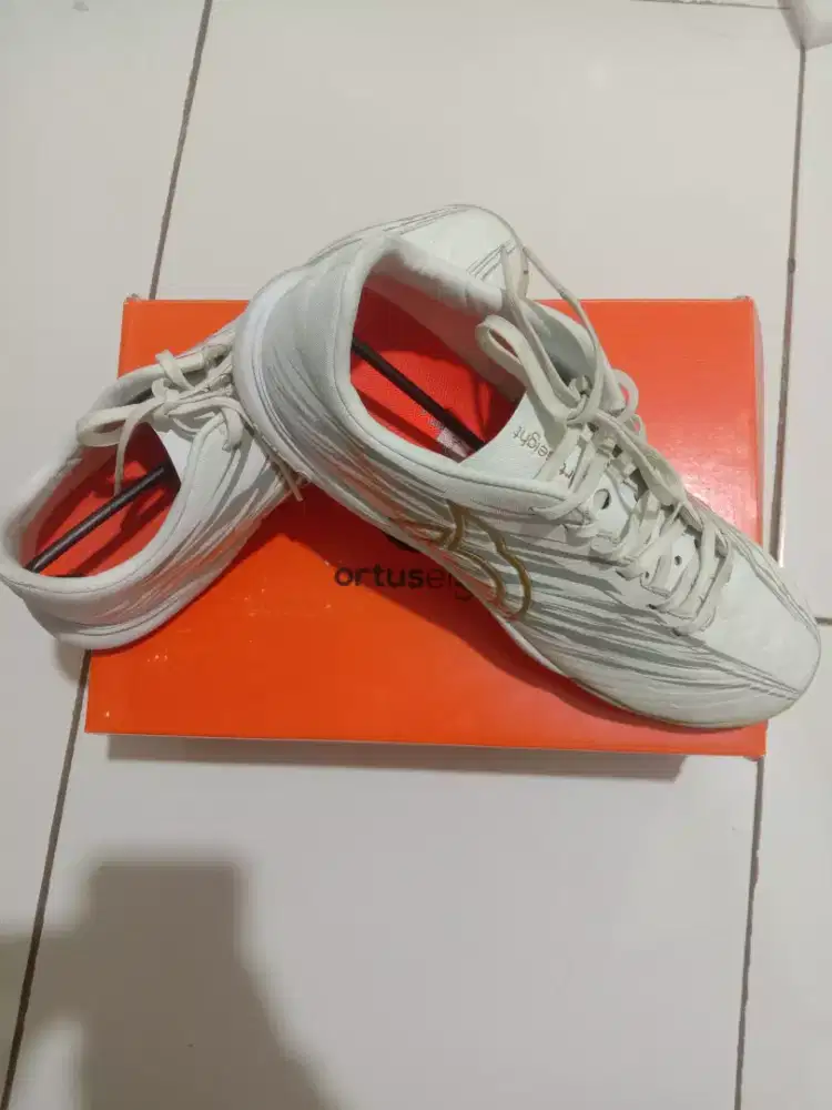 sepatu futsal ortuseight catalyst ballistic