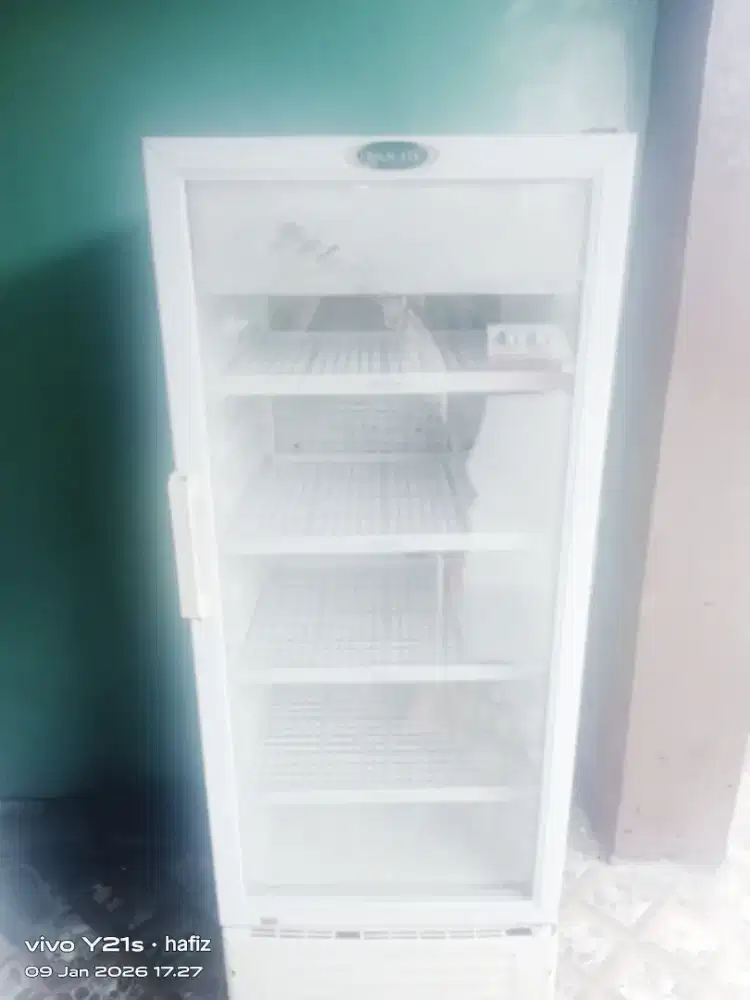 Showcase pendingin 5rak merk frigigate