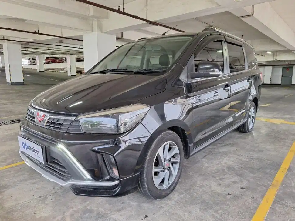 Pajak Panjang TDP 5JT - Wuling Confero S 1.5 C Bensin-MT 2021 Hitam