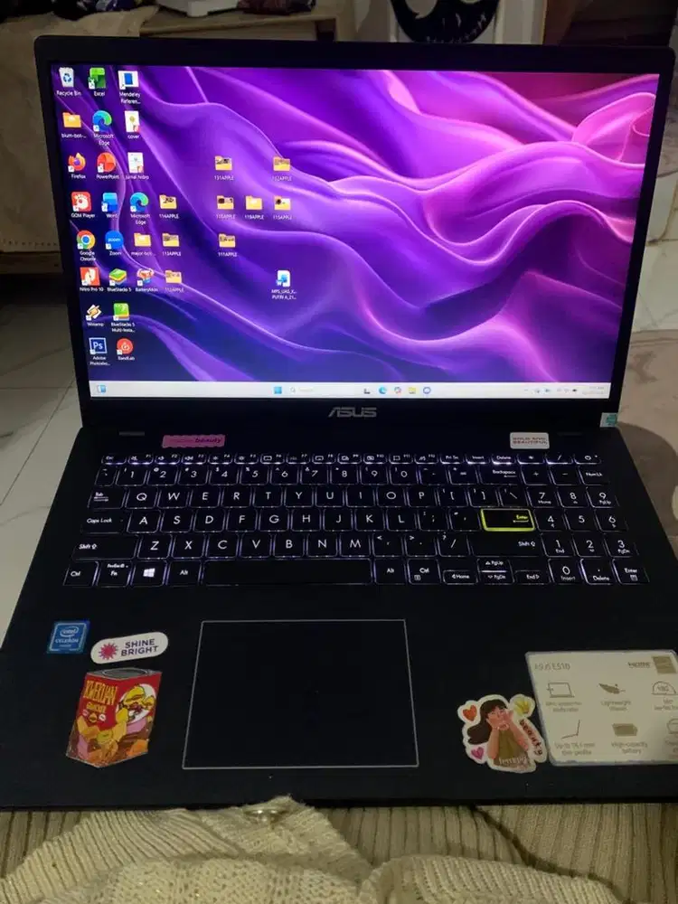 Laptop ASUS VivoBook E519
