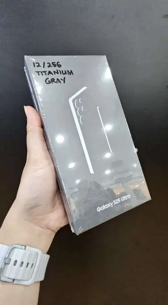 [PROMO] Samsung S25 Ultra 5G 12/256GB Garansi Resmi SEIN