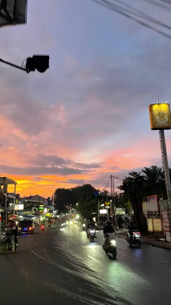 Info lowongan kerja yang di outlet atau cafe