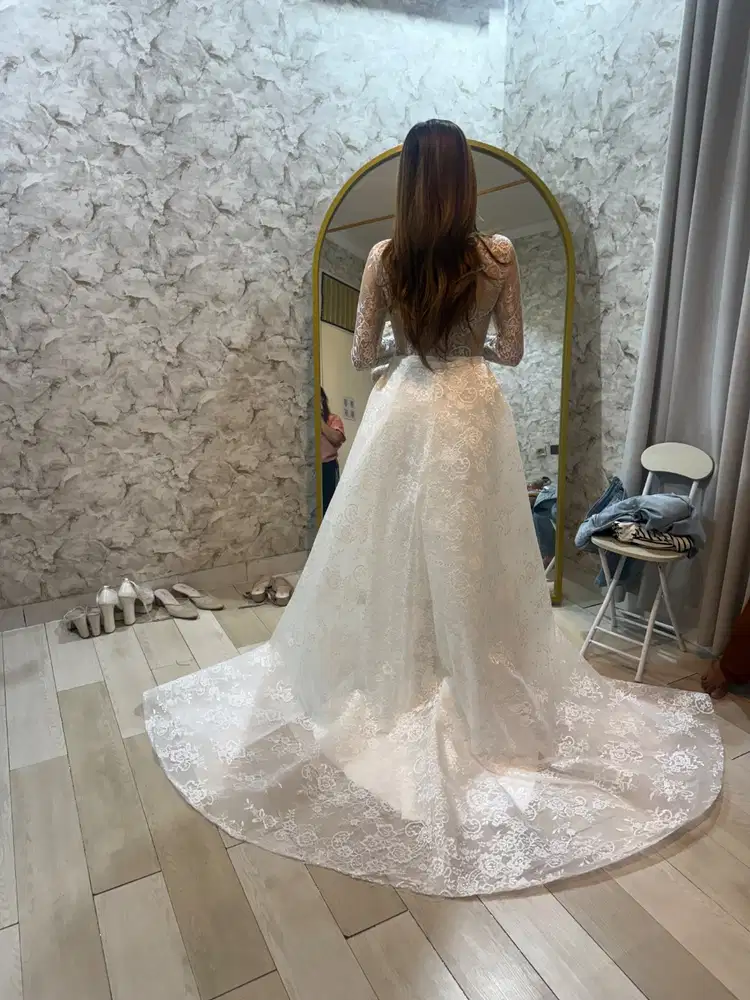 Dicari ahli payet wanita yang berpengalaman lbh dr 5thn.utk jakbar