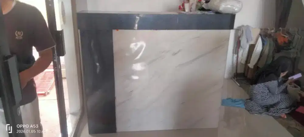 Meja kasir / meja resepsionis