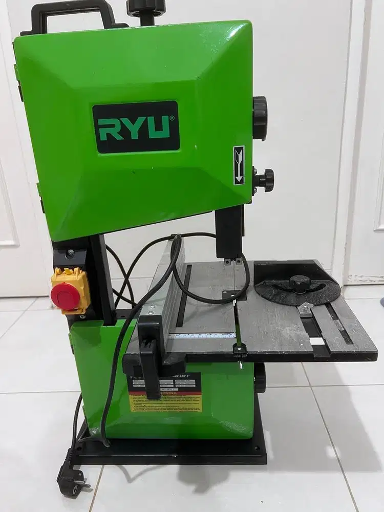 DIJUAL MESIN BAND SAW 8 INCH RYU RBS 8 GERGAJI KAYU/ UKIR TRIPLEK