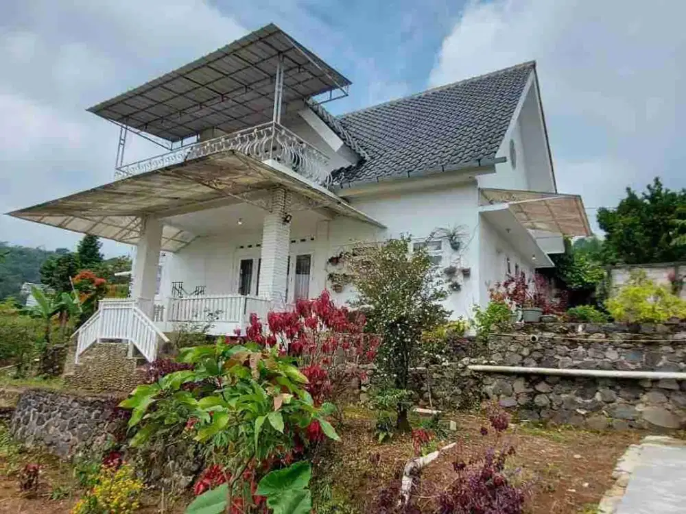 Tanah Kebun dan Villa di Area Wisata Gunung Salak Bogor