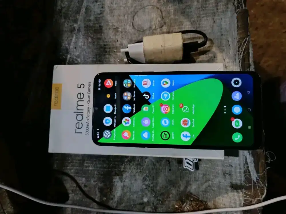Realme 5 fullset ram 3/64
