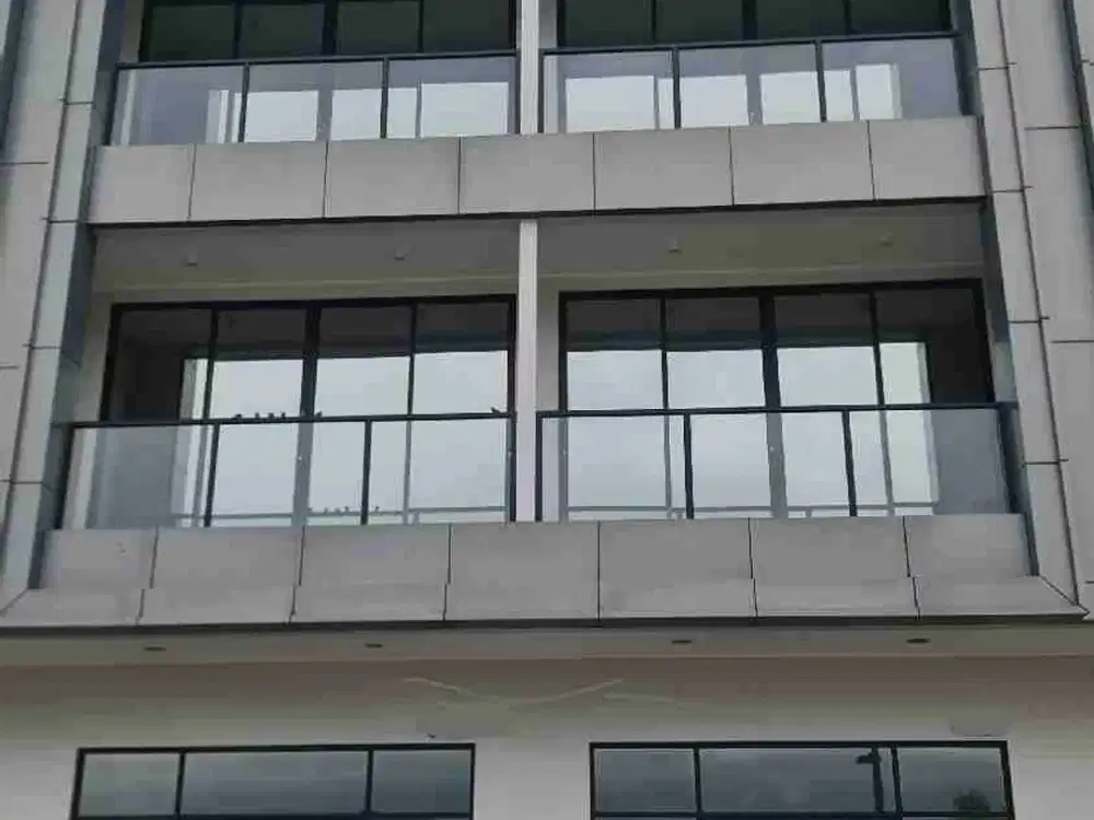 harus tersewa ruko mega kuningan PIK 2 3lantai