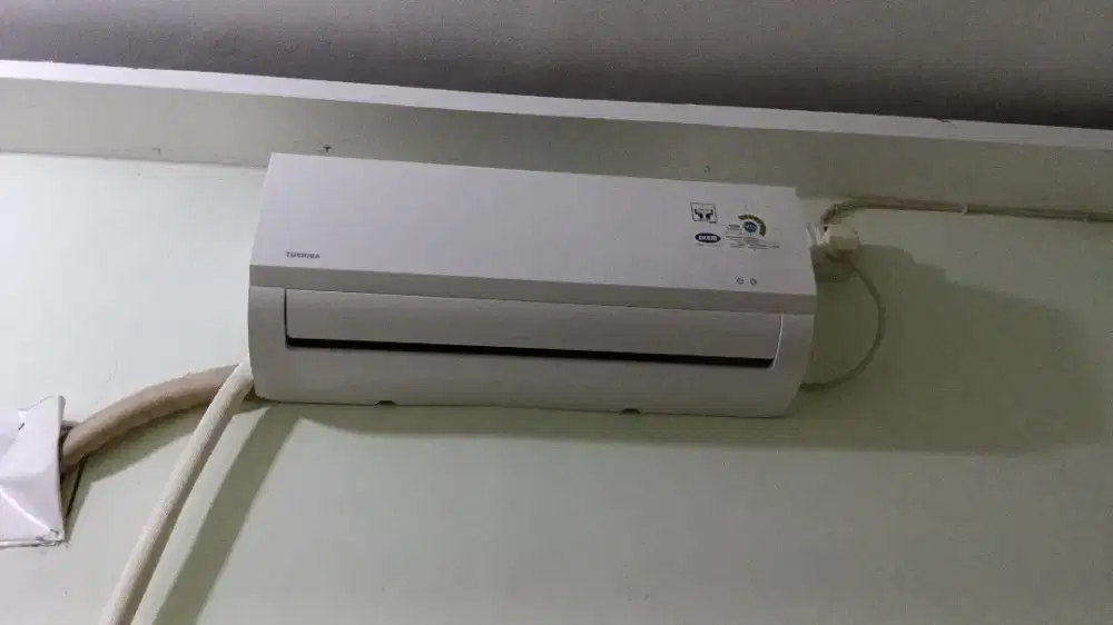 AC Toshiba 1/2 pk
