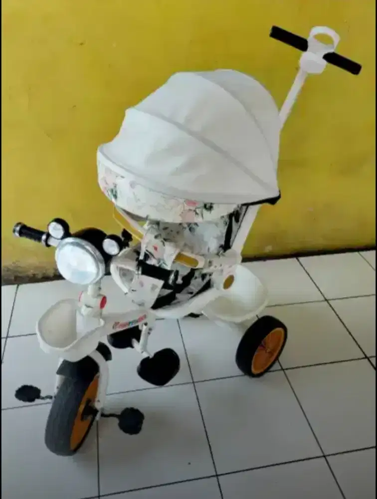 Sepeda roda 3 bisa stroller