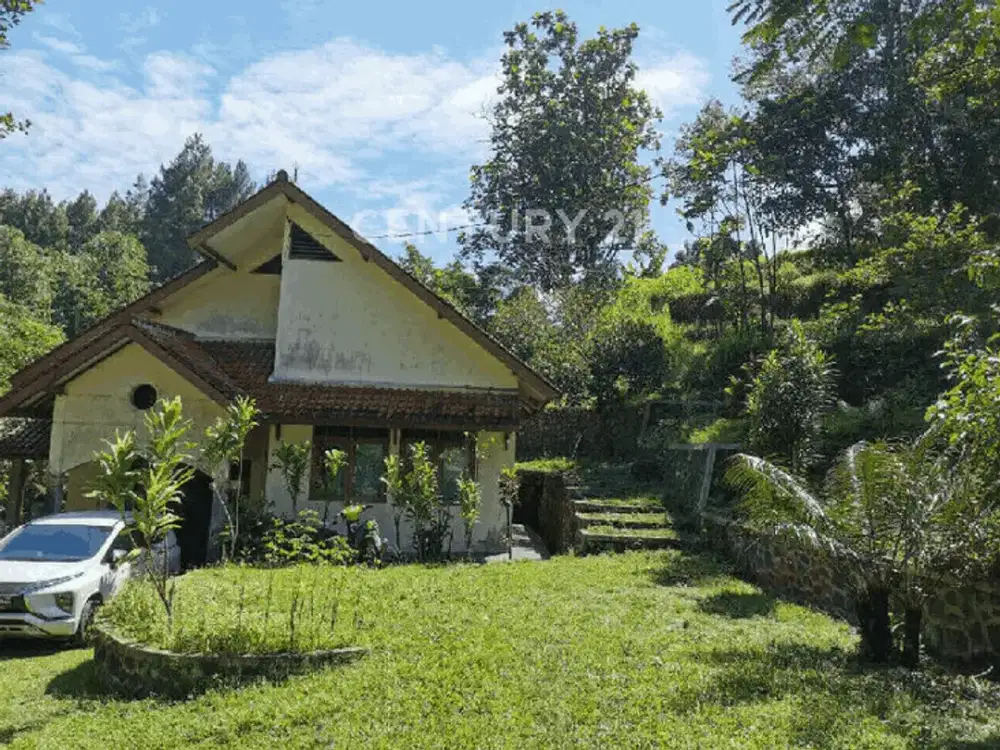 Rumah Dengan Tanah Yang Luas Dan Akses Mudah Di Cibening  Bogor