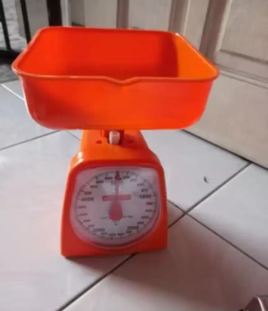 Timbangan 5kg dan Meja kompor 2tungku