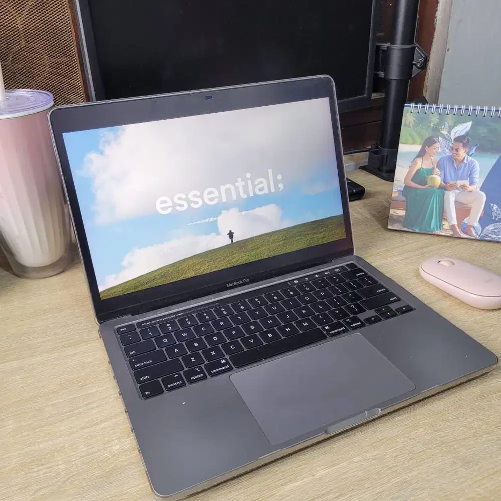 MacBook Pro 2020 13” Touch Bar | Core i5 2.0GHz | 16GB RAM | 512GB SSD