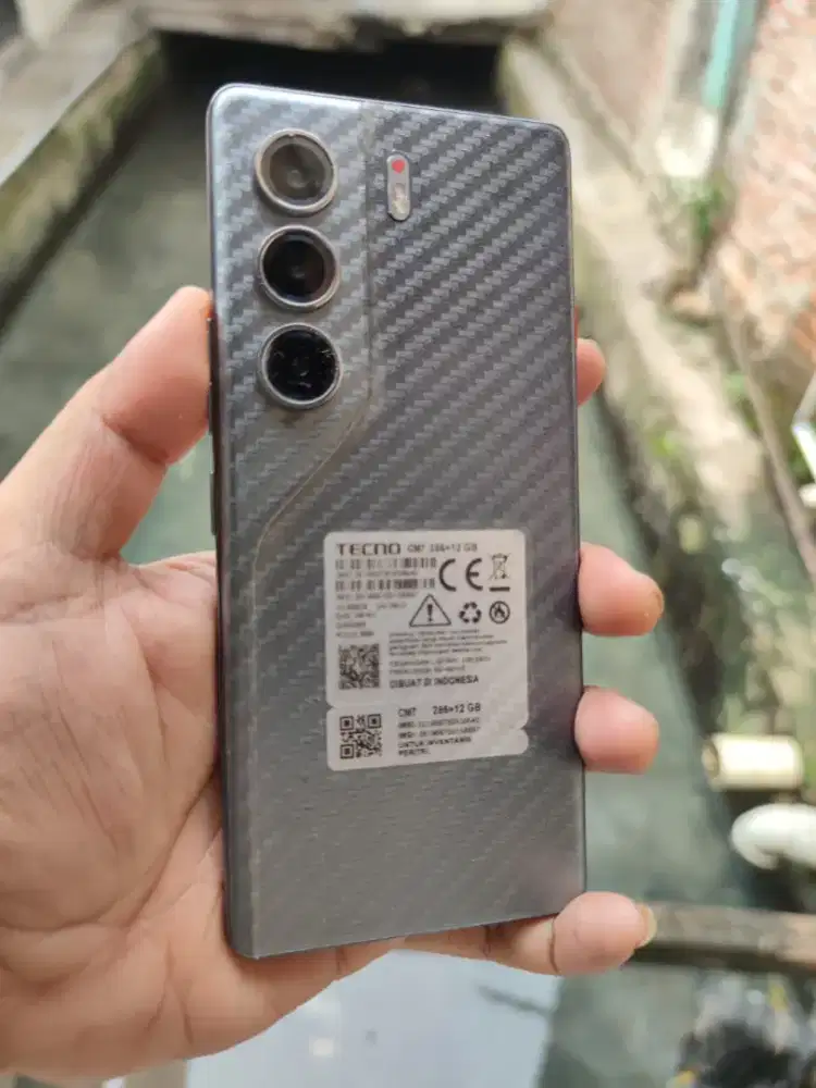 Tecno Camon 40 Pro 5g. Ram 12+12/256