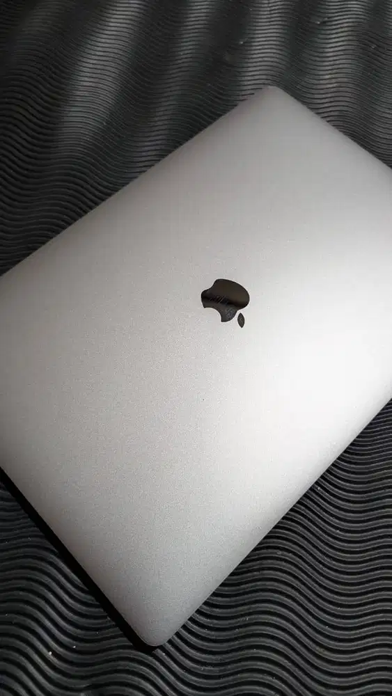 Macbook Pro Retina 16 Touchbar 2019, i7, 16/512 GB, Space Grey Mulus