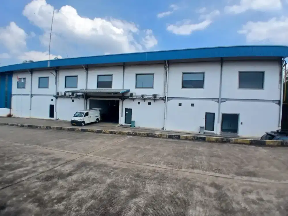 Gudang 1800m AksesKontainer Parkir Luas di Narogong Bekasi #822