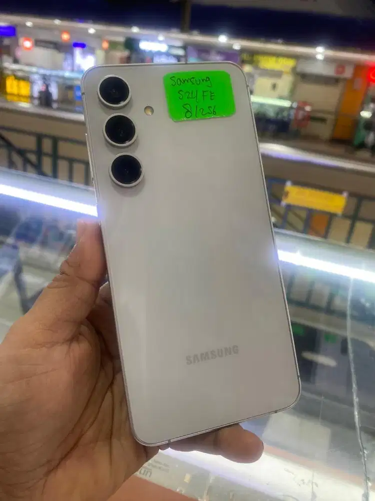 Samsung s24 FE 8/256