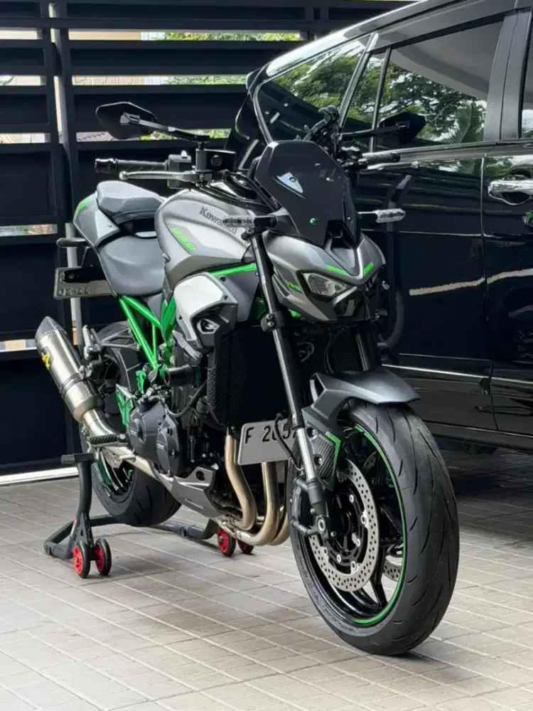 Jual kawasaki Z900 2025 full Aksesoris