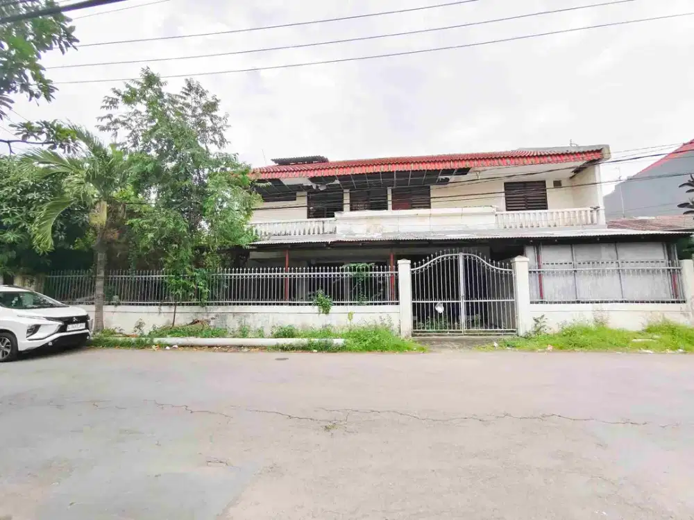 Rumah Hook 2Lt Luas +/- 500m2 di Jalan Utama Semolowaru Elok dekat Merr dan Galaxy Mall jg Aneka Kampus : Unair, Untag, UNITOMO, Stikom, Perbanas