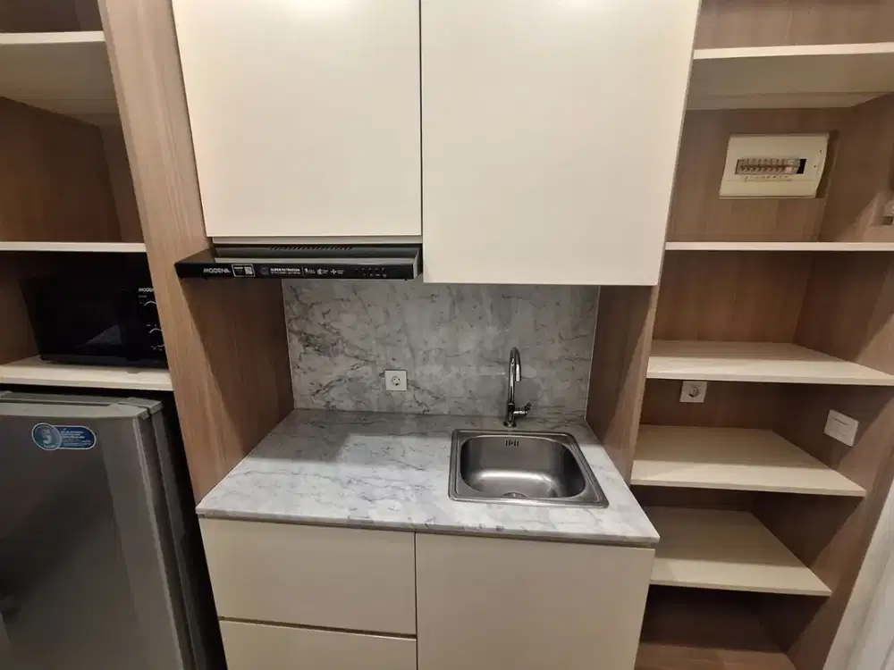 DISEWAKAN APARTEMEN VERTU STUDI  DI CIPUTRA WORD MALL